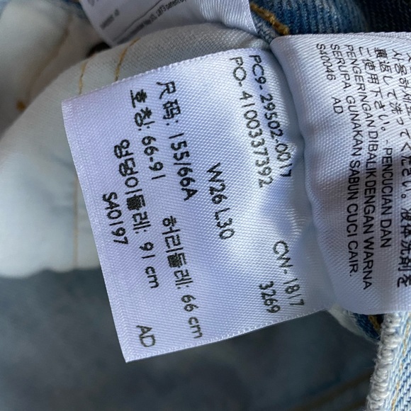 Levis 501 Jeans - Picture 4 of 4